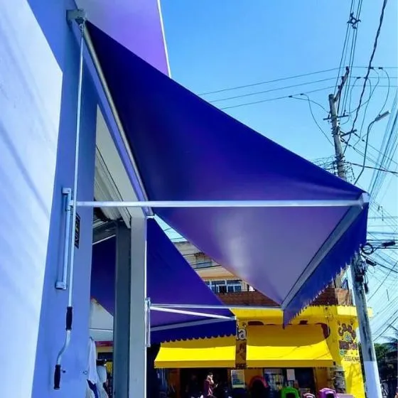 Toldo Cortina com Braços Laterais em Alto de Pinheiros, Paulínia SP — Instalação em garagem residencial